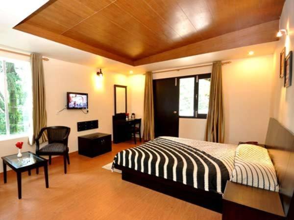 Hotel Suman Paradise Nainital Kültér fotó
