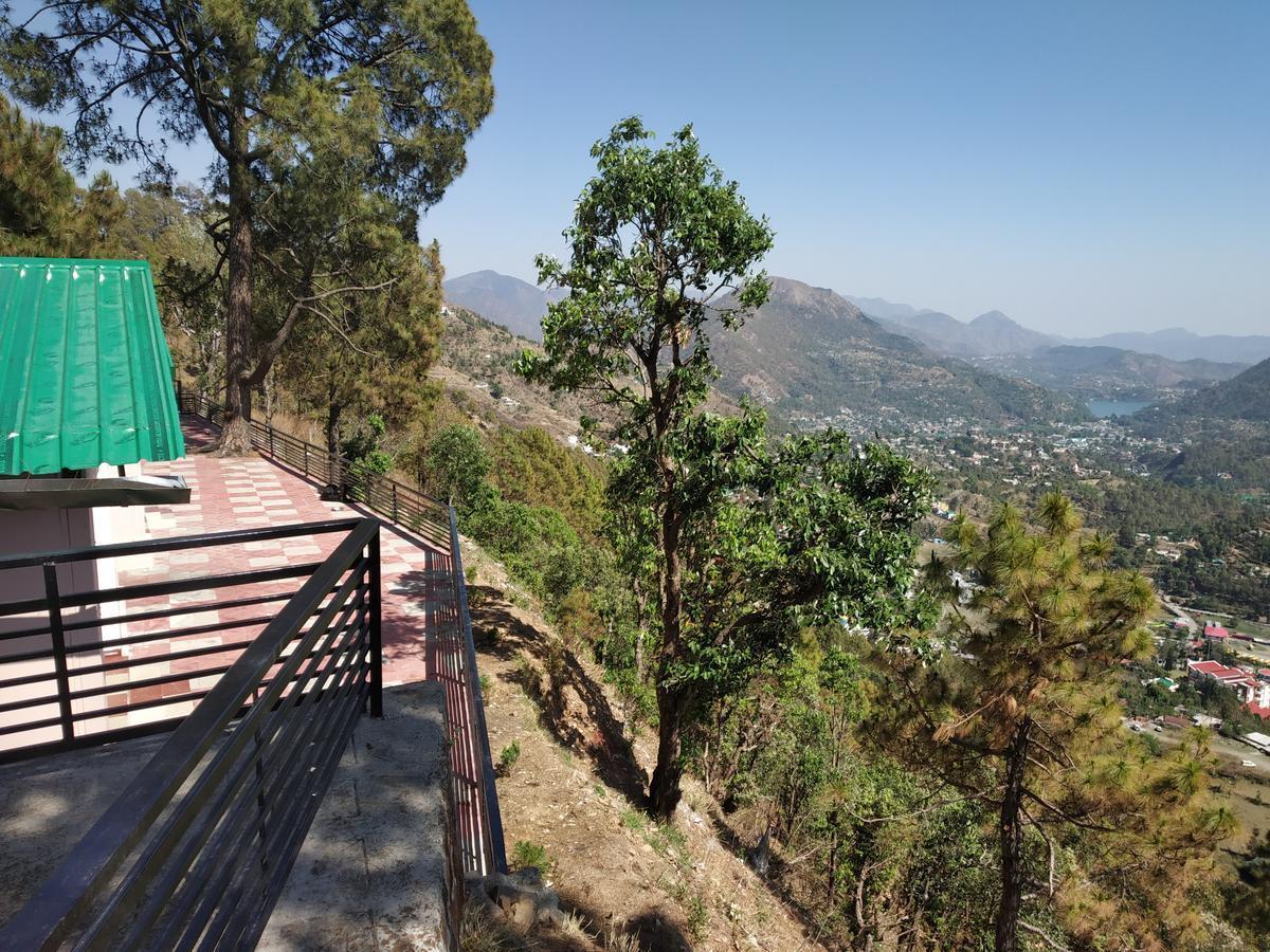 Hotel Suman Paradise Nainital Kültér fotó