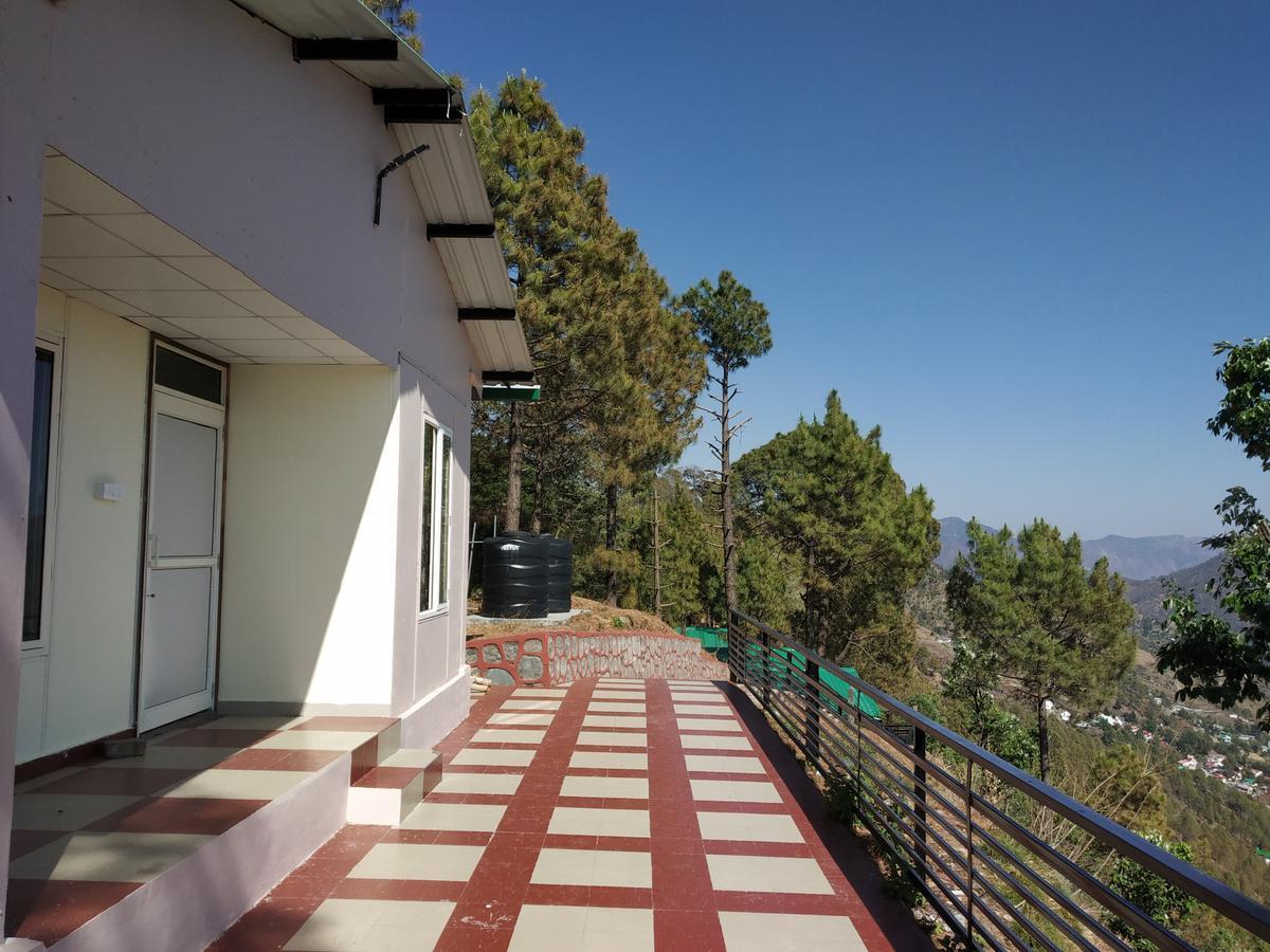 Hotel Suman Paradise Nainital Kültér fotó